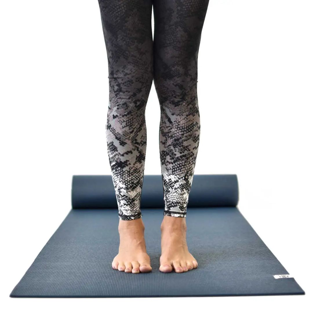 Love Yoga Mat Anti-slip - Donkerblauw | Comfortabel & Duurzaam voor Yoga & Wellness