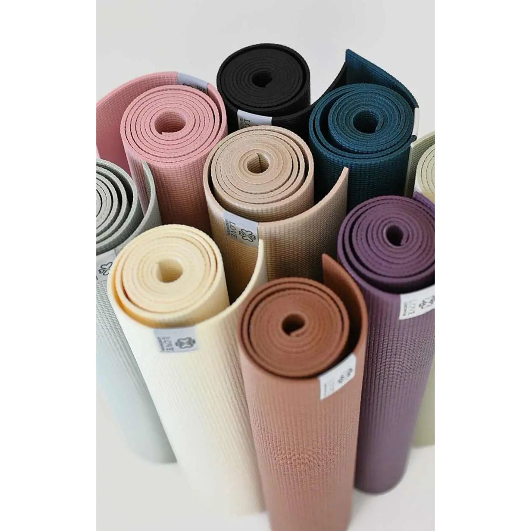 Love Yoga Mat Anti-slip - Warm Grijs | Comfortabel & Duurzaam voor Yoga & Wellness