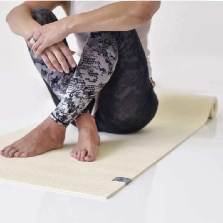 Love Yoga Mat Anti-slip - White | Comfortabel & Duurzaam voor Yoga & Wellness