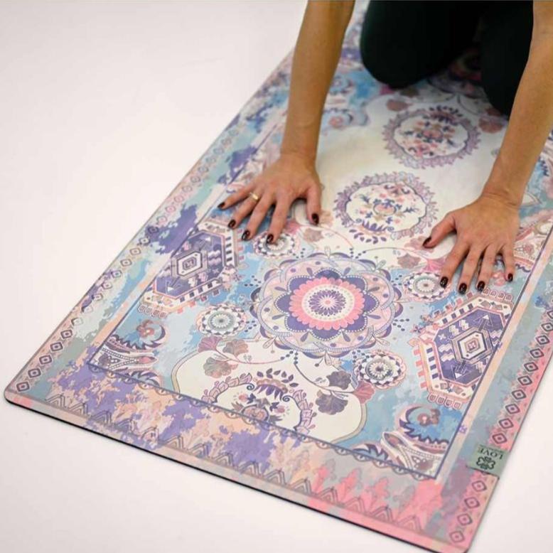 Flying Carpet Yogamat Natuurrubber met Draagriem - Perfecte Grip & Flexibiliteit voor Jouw Yoga